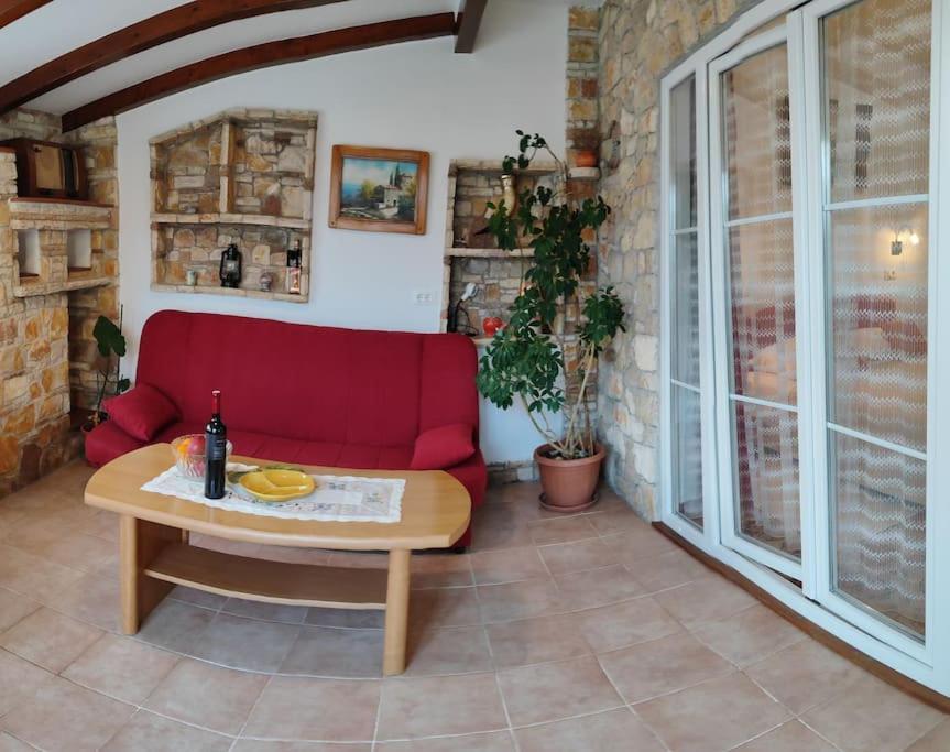 Apartment Istra Near Beach Rovinj Exterior photo