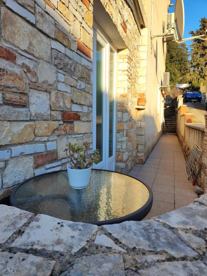 Apartment Istra Near Beach Rovinj Exterior photo